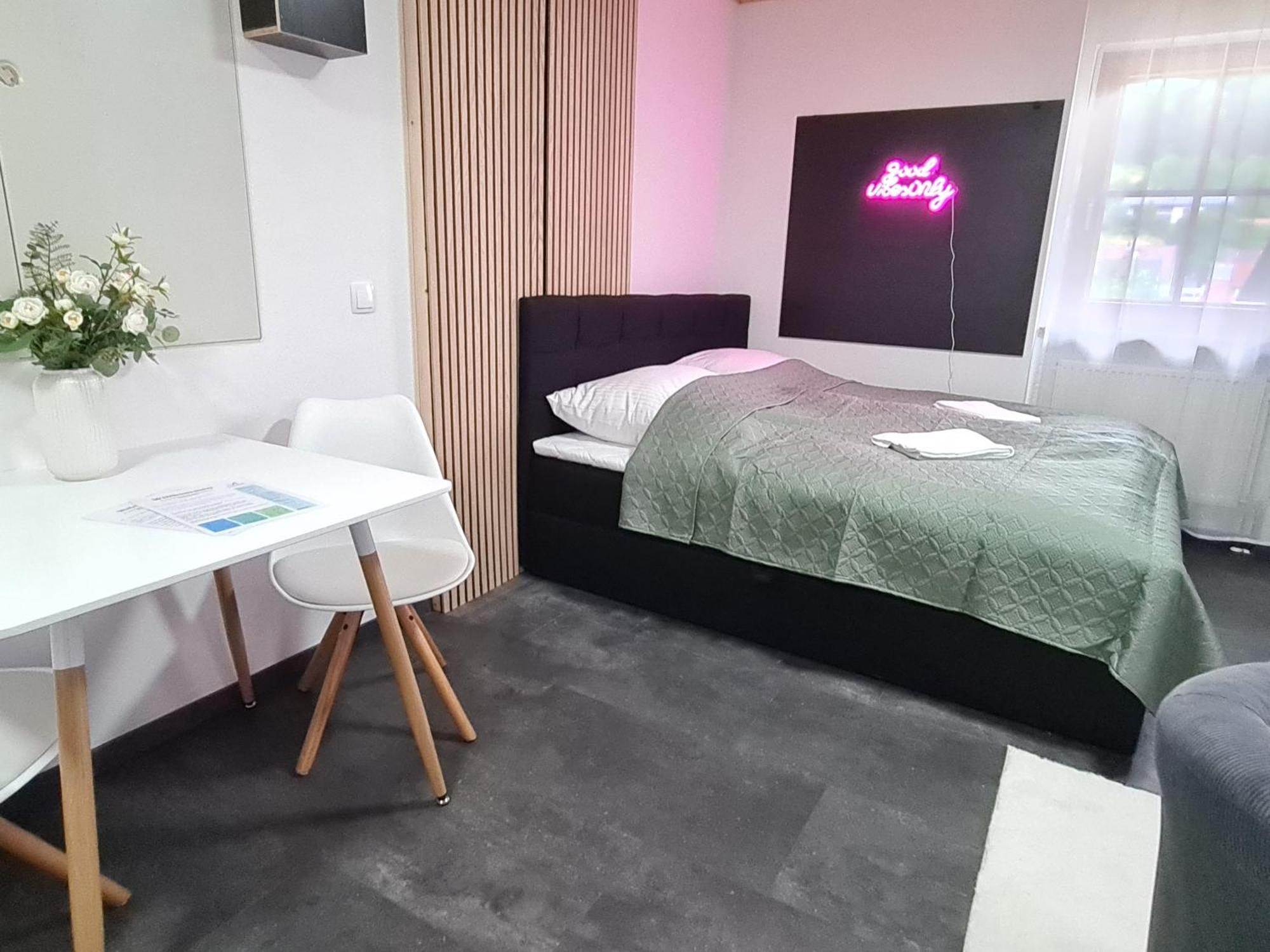 Theox No 11 Studio Apartment Fuer 2 Personen Heppenheim  Eksteriør bilde